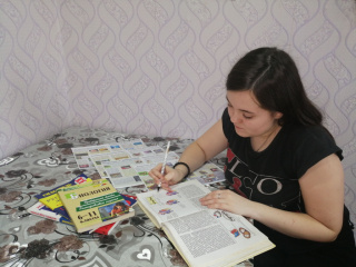 Наумова Анастасия, студентка естественно-технологического факультета.jpg